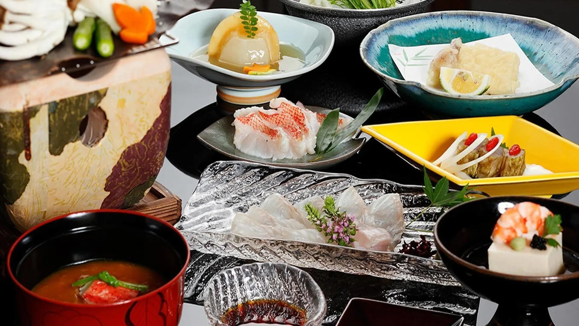 ****  Chikuba Shinyotei Hotel Hakodate Japan